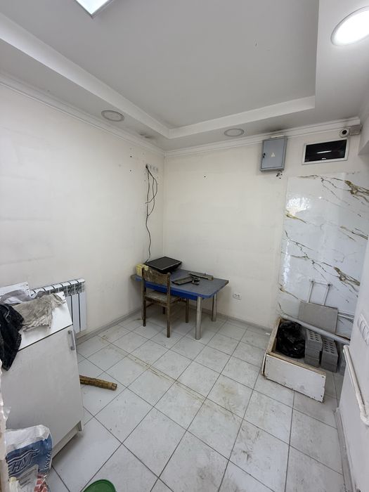 Под офис или Магазин Вдоль дороги