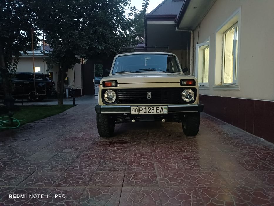 Нива 2121 в идеальном состоянии