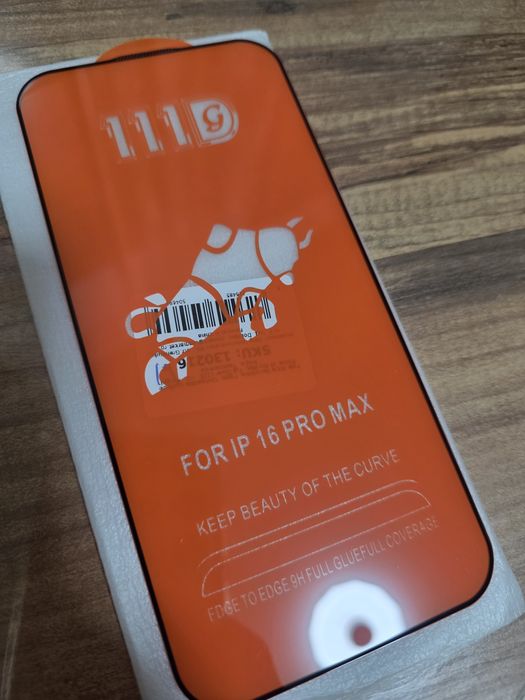 2 huse iPhone 16 pro max și o folie/150lei toate