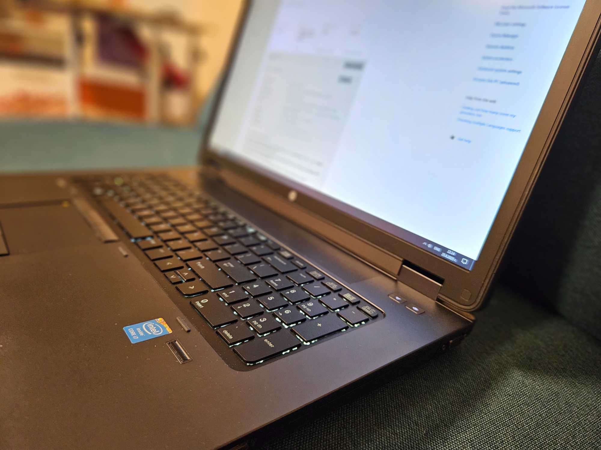 Лаптоп HP ZBook 17" i7, 16GB, 2TB HDD + 256GB SSD