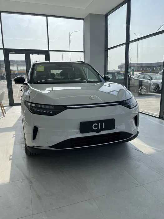 Leapmator C11 haybrid 2025