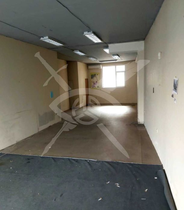 Магазин в жк. Банишора № 87594