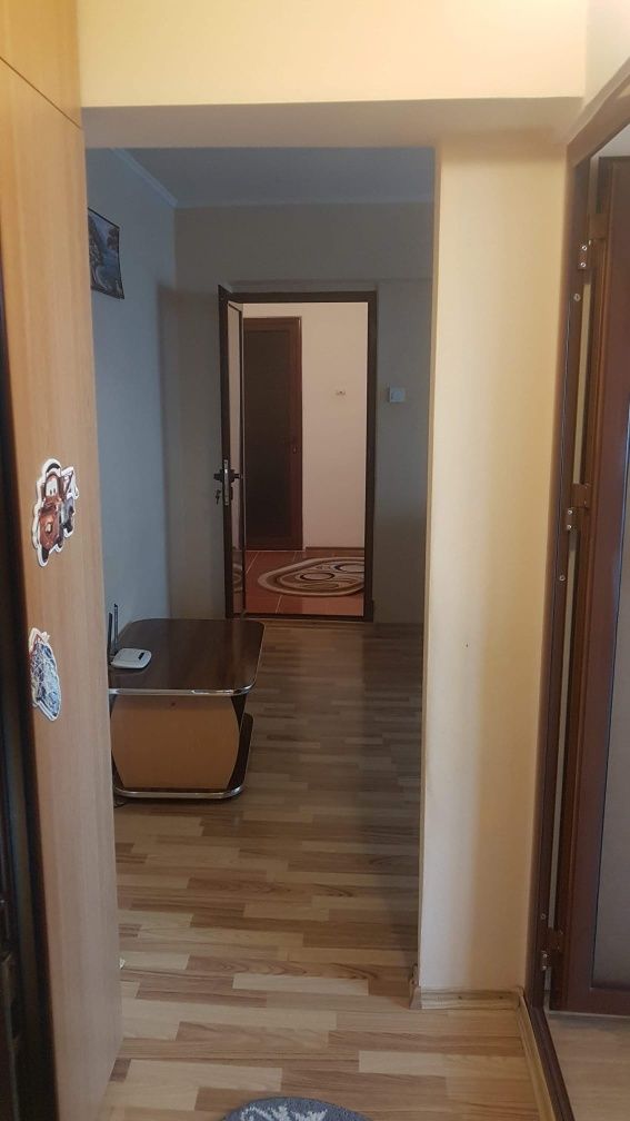 Închiriez Apartament 2 camere