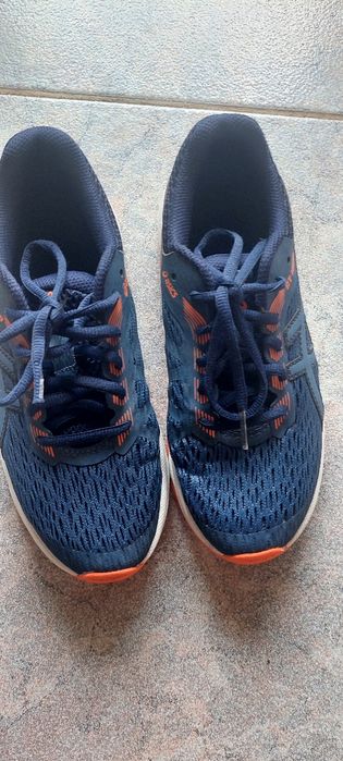 Asics nr 35.5 stare perfecta