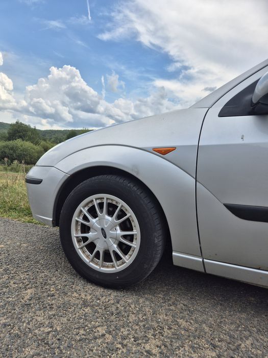 Ford Focus 2003 1.4 benzină