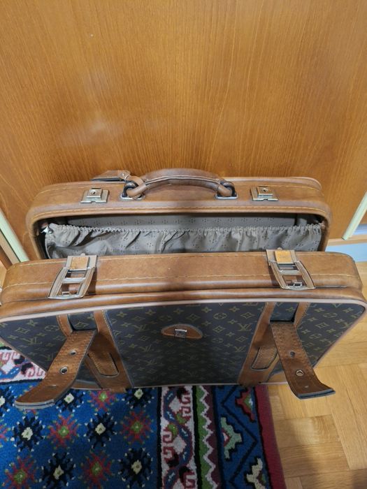 Ретро куфар на LOUIS VUITTON