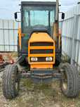 Tractor Renault
