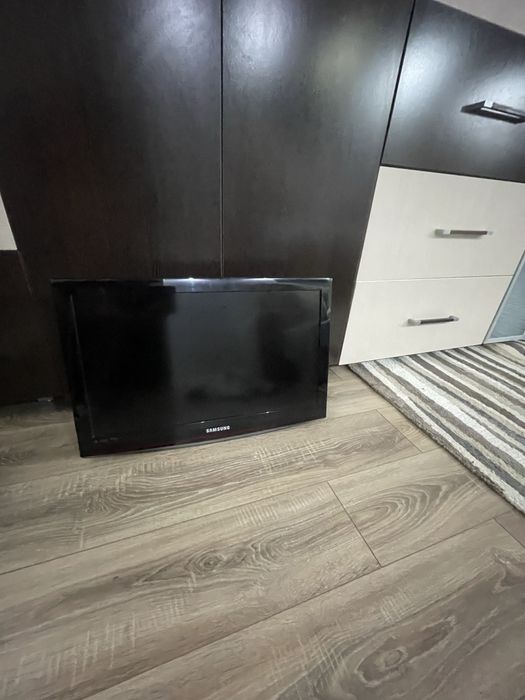 TV Samsung LE26C450E1W