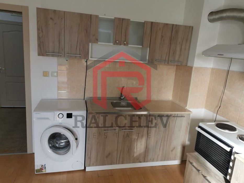 Двустаен апартамент под наем / Възраждане 1