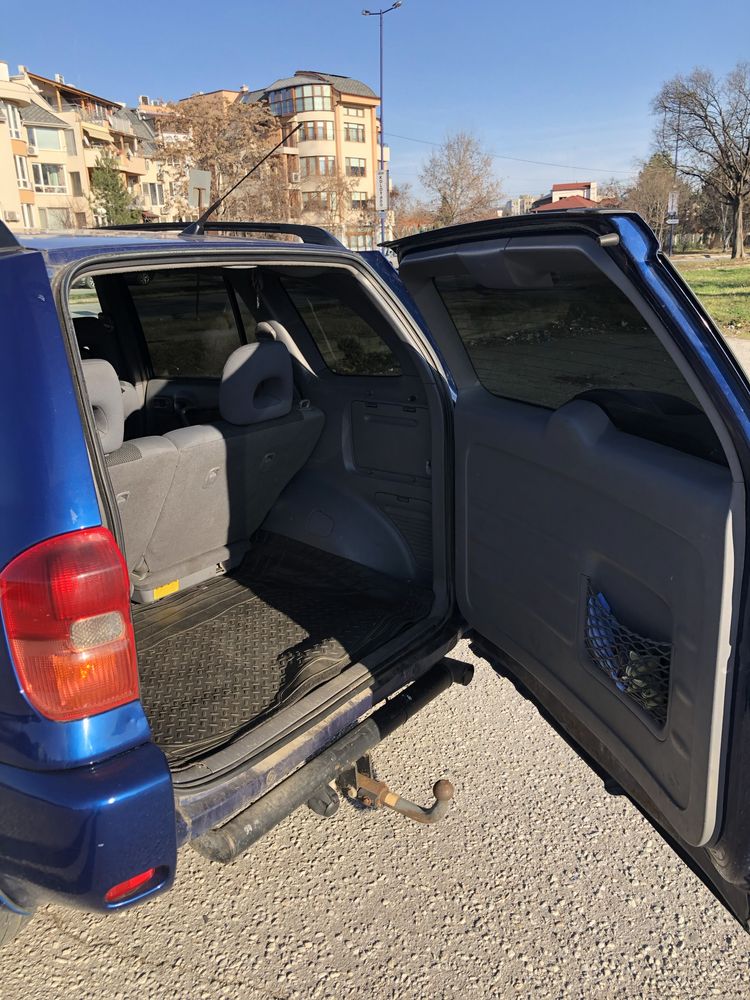 Toyota Rav4 d4d 2.0 Diesel.