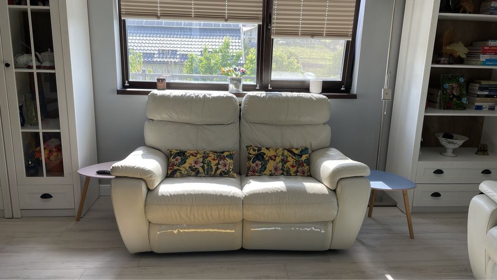 Canapea piele naturala si recliner