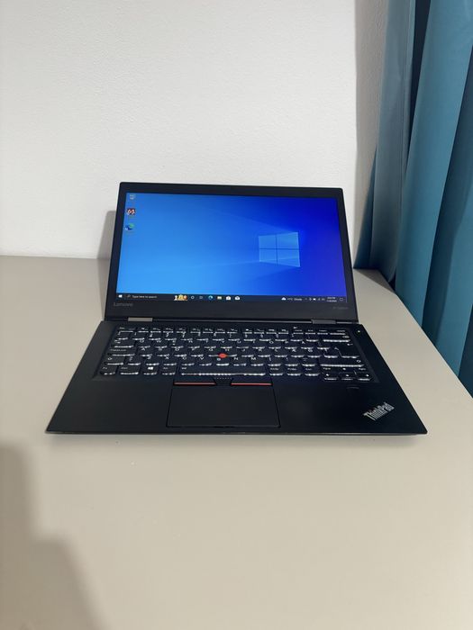 Lenovo X1 Carbon• i7-6600U• 16gb ram• 256• 14” • Bateria 5-6 ore