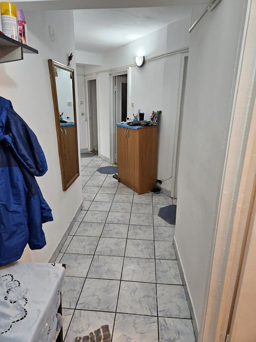 Vindem ap.4camere transformat în 3,micro 5, etaj3 ,73 m2 .