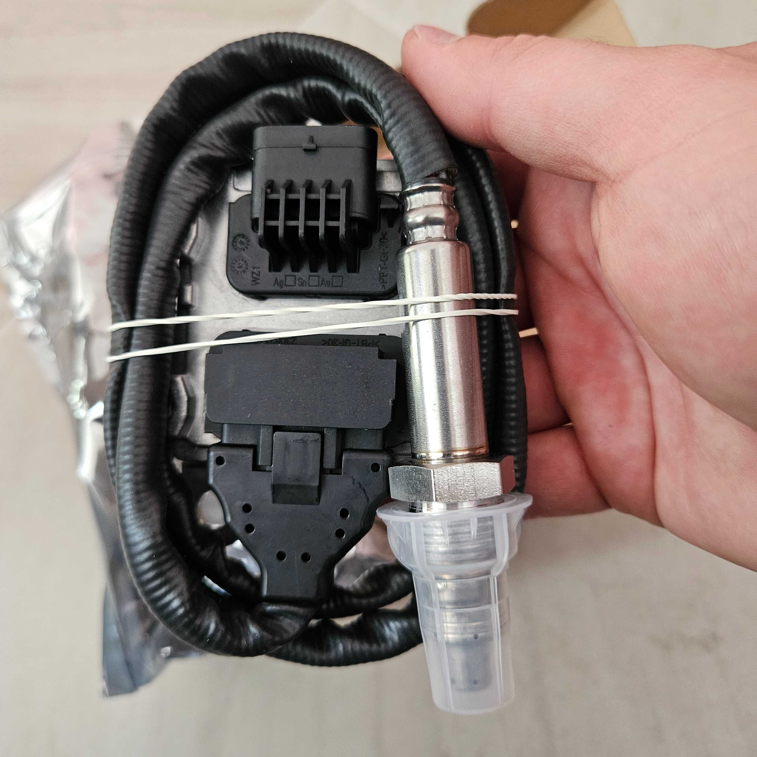 НОВ Mercedes-Benz NOX sensor (AdBlue) made in Germany 480ЛВ. С ДДС