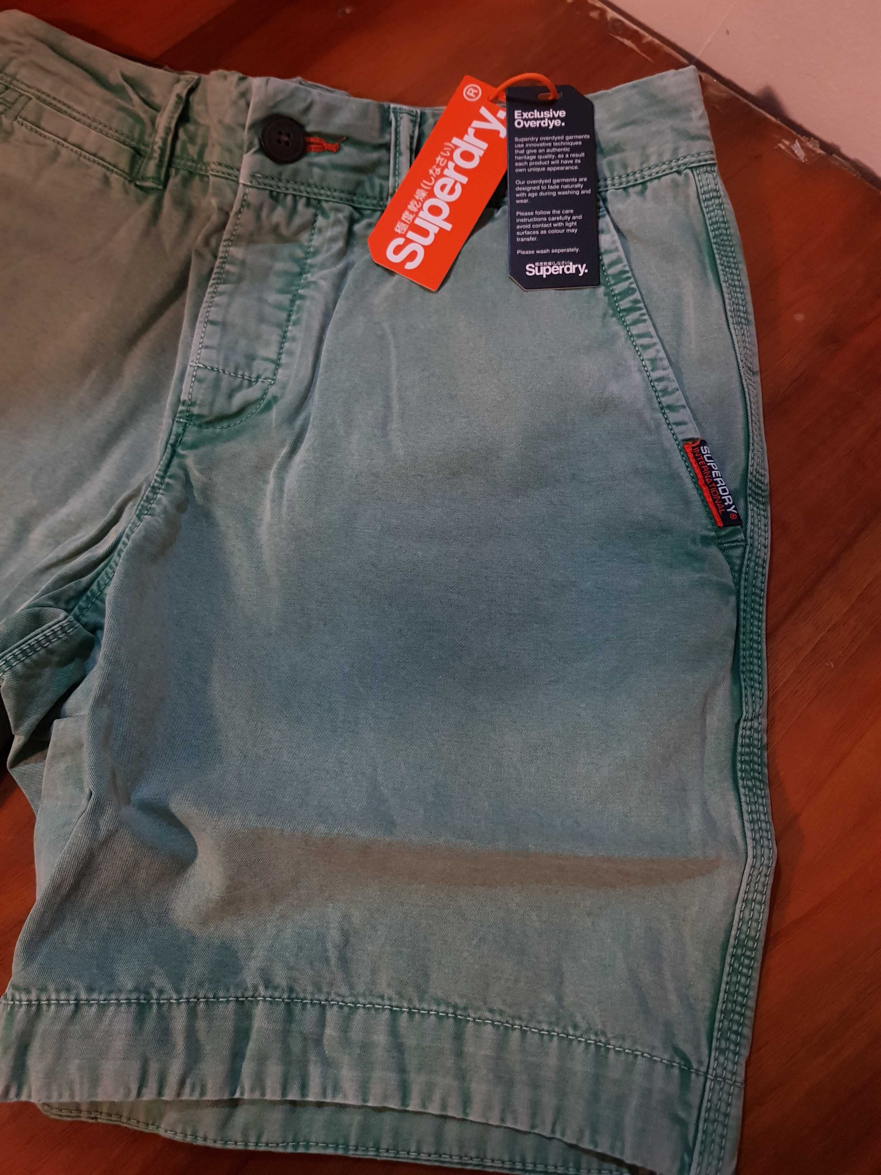 Pantaloni scurti Superdry , originali, noi, marimea S sau 30