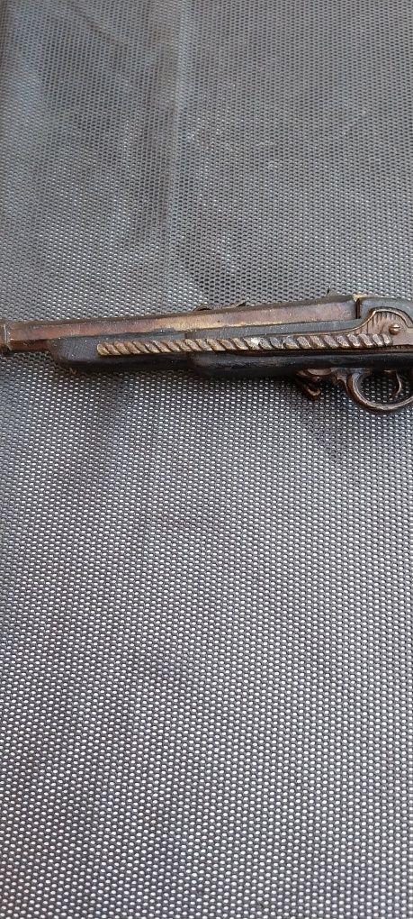 Pistol pt panoplie