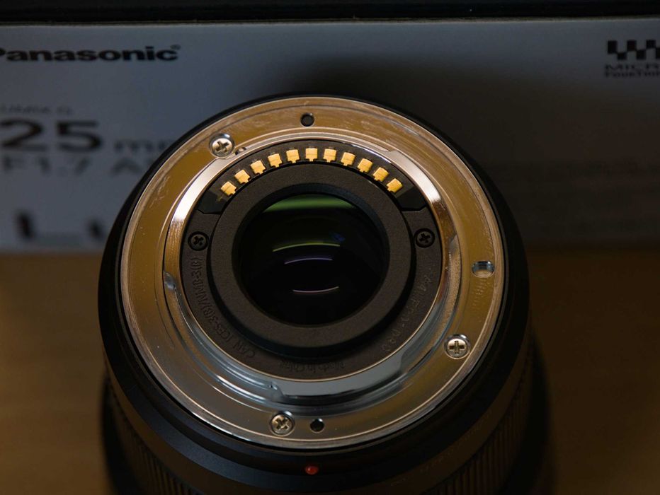 Обектив Panasonic Lumix 25mm f/1.7 (Като Нов)