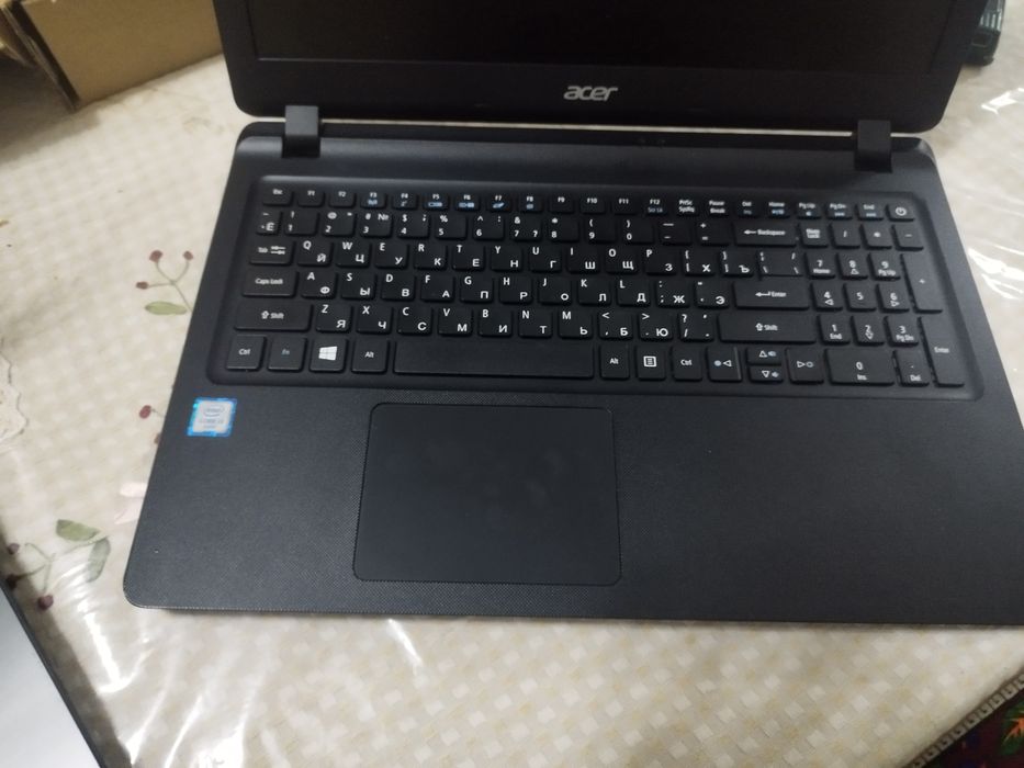 Arzon notebooklar sotiladi xolati ideal offisnoy