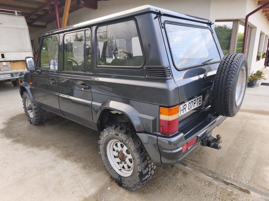 Vând ARO 11.4 2003