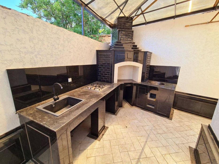 Евродом на Циалковского 3 сотки 390м2