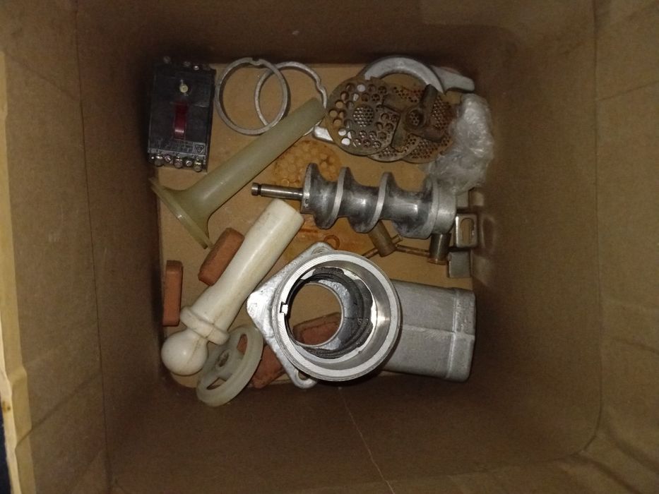 Мясорубка мим300 янги ишлатилмаган