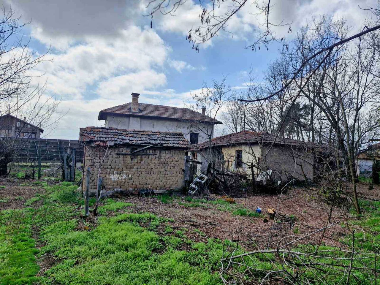 Продава се Къща в с. Гелеменово, Област Пазарджик - 69 кв.м за 776 €/кв.м - Снимка #1