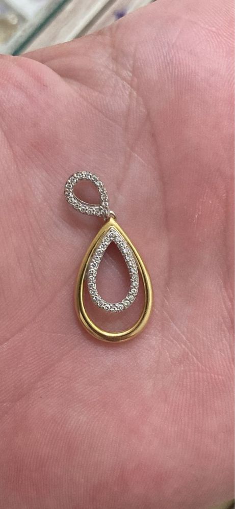 Pandantiv aur 18 k si diamante naturale