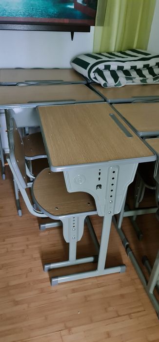 Set banca cu scaunel