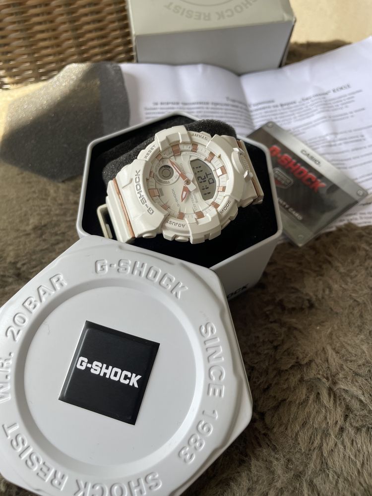 Часовник Casio G-SHOCK