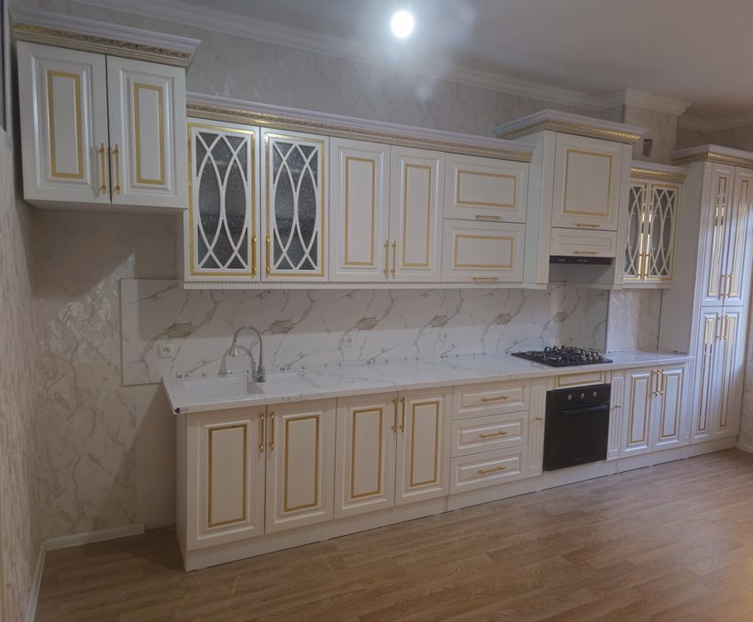 Kvartira Sotiladi( Продаётся квартира 73 м²!)Zarhal restoran yonida.