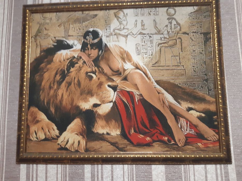 Картина гобелен  102см на 90см цена 15000т