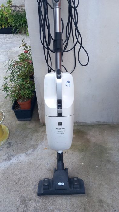 "Miele"прахосмукачка