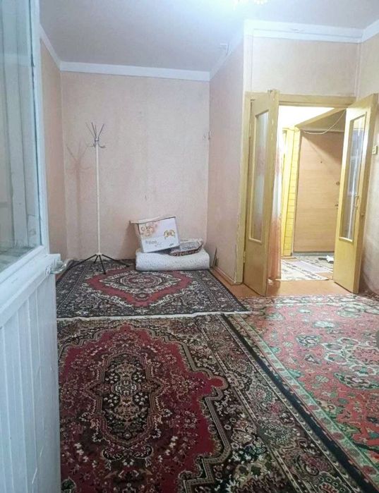 Срочно продаётся 2/2/4 Феруза балкон 2×6 кафе шукрона 60.000