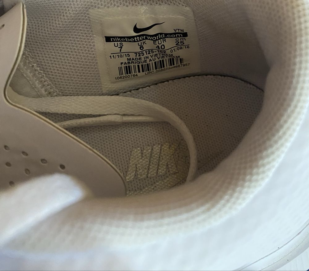 Маратонки Nike