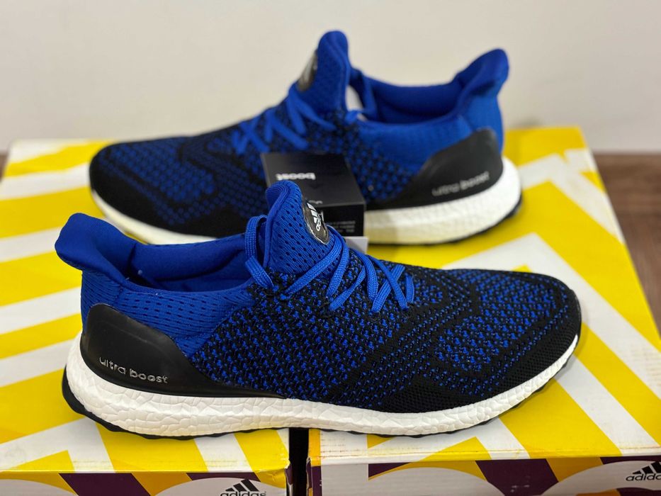 Мъжки маратонки Adidas Ultra Boost, синьо-черни с Boost подметка