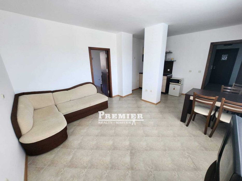 Продава се Двустаен апартамент в к.к. Слънчев бряг - 75 кв.м за 800 €/кв.м - Снимка #4