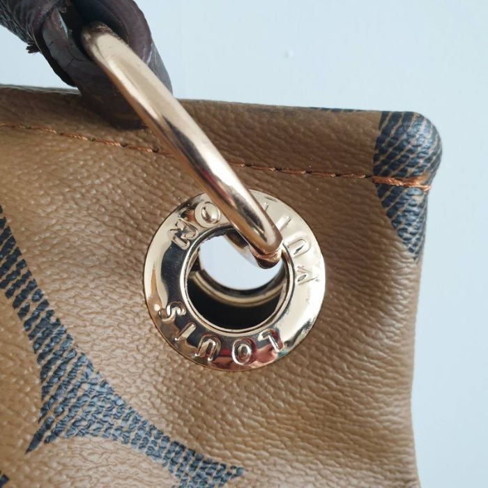 дамска чанта Louis Vuitton