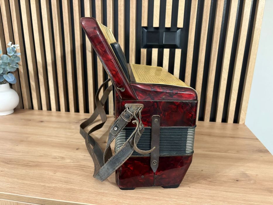 Acordeon Hohnwr Verdi 2 cu 80 de basi