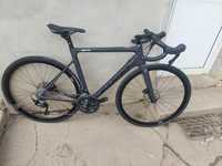 Bicicleta de carbon basso full shimano 105 2x11