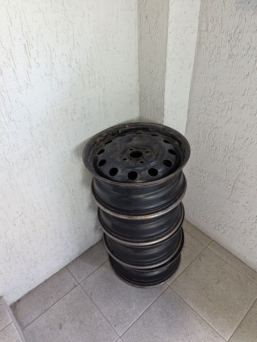 Диски на хундай R15 4/100