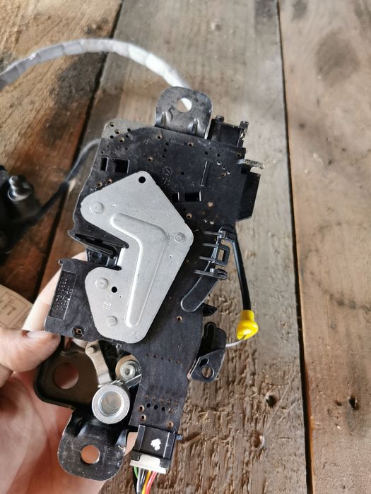 Soft close portbagaj Haion bmw seria 5 G31 2019