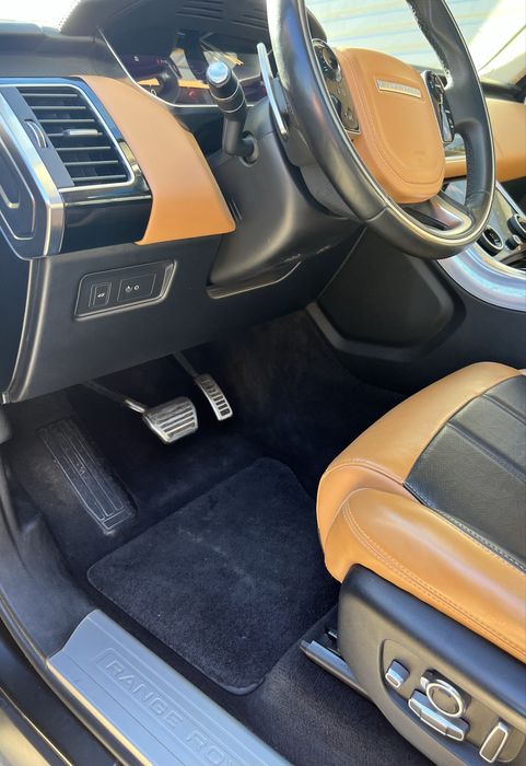 Range rover autobiography