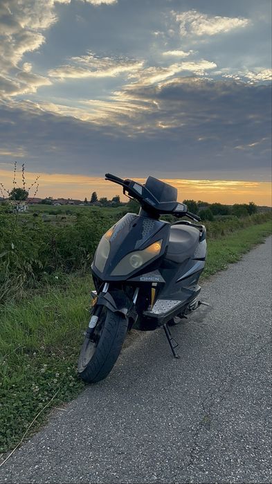 Vand scuter 49cc