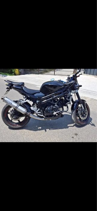 Vand sau schimb hyosung gt650 limitat A2