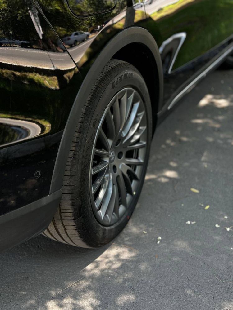 Leapmotor C11 Premium 1 kunda garantiya va bonuslar bilan xarid qiling