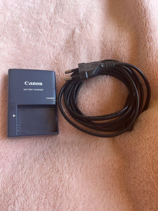 Зарядно за фотоапарат канон CB-2LXE