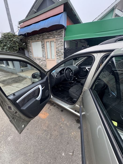 Dacia Logan MCV 2011