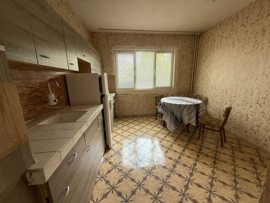 Продава се Тристаен апартамент в Пловдив, Кършияка - 95 кв.м за 1616 €/кв.м - Снимка #2