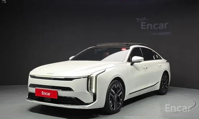 Kia K8 2025 model Cip 23.850$ Koreadan zakazga obkeberamiz Elonni oqin