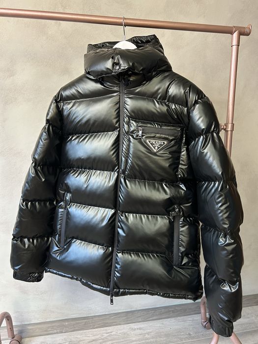 Мъжко лъскаво яке